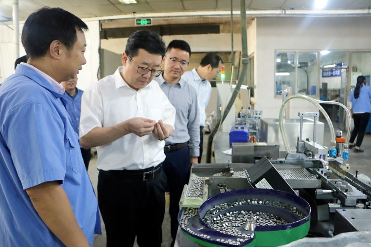 集團安全生產(chǎn)百日行動督導(dǎo)組到西無二集團、汽車工業(yè)公司督導(dǎo)檢查